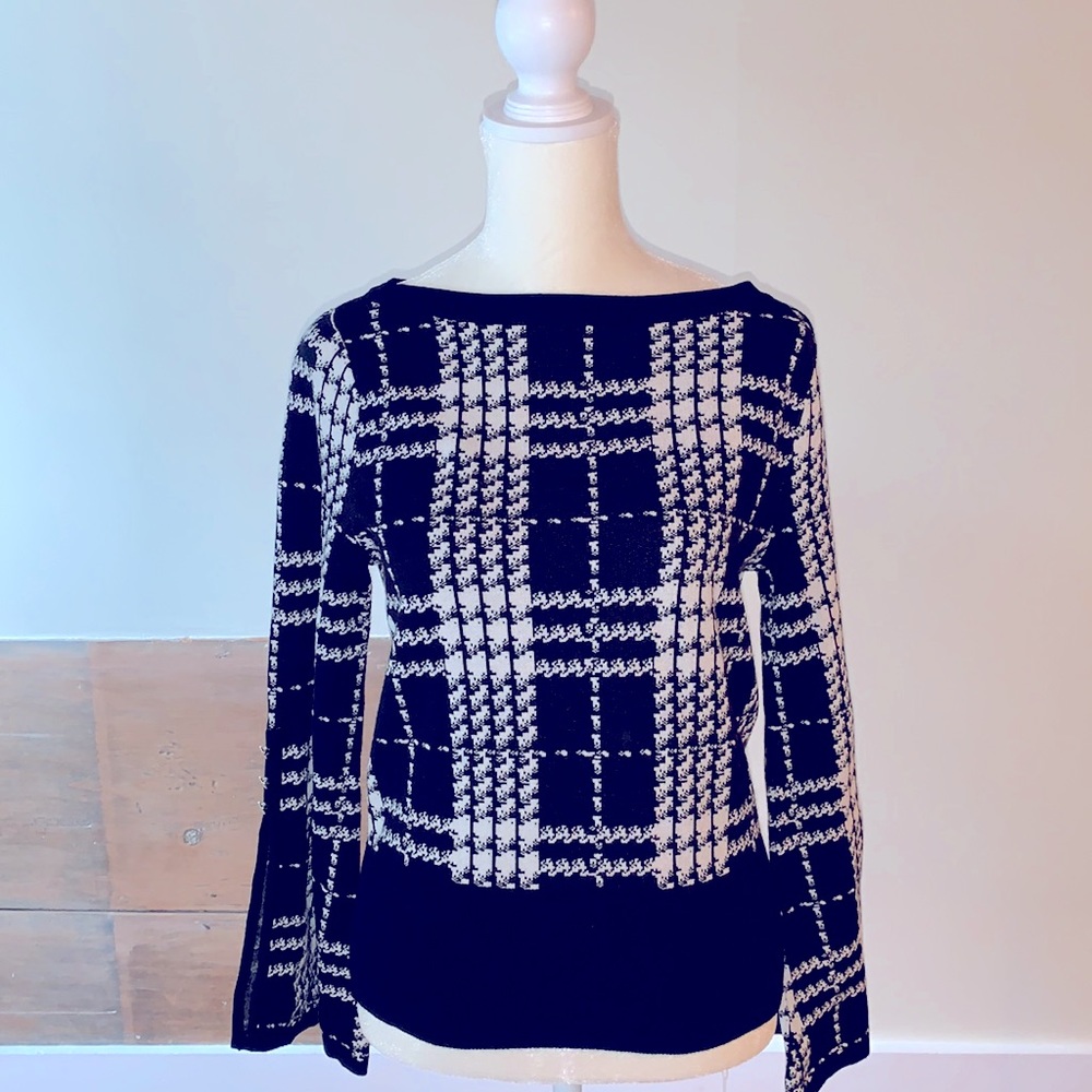 7th Avenue sweater